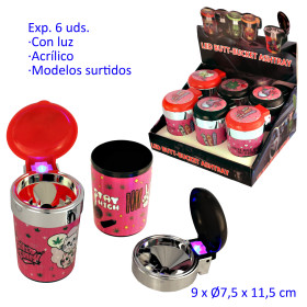 Expositor  con  6  ceniceros  para  coche  con  luz